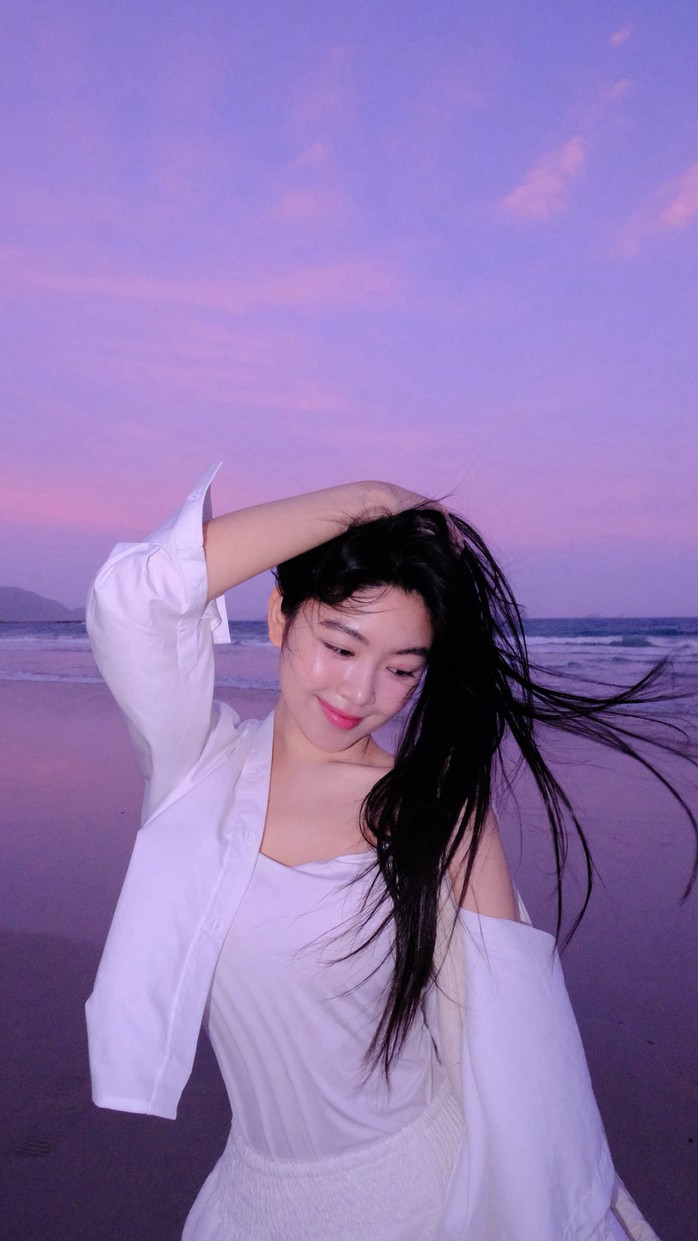 Quyền Linh tặng con g&aacute;i Lọ Lem "m&oacute;n qu&agrave;" đặc biệt - Ảnh 10.