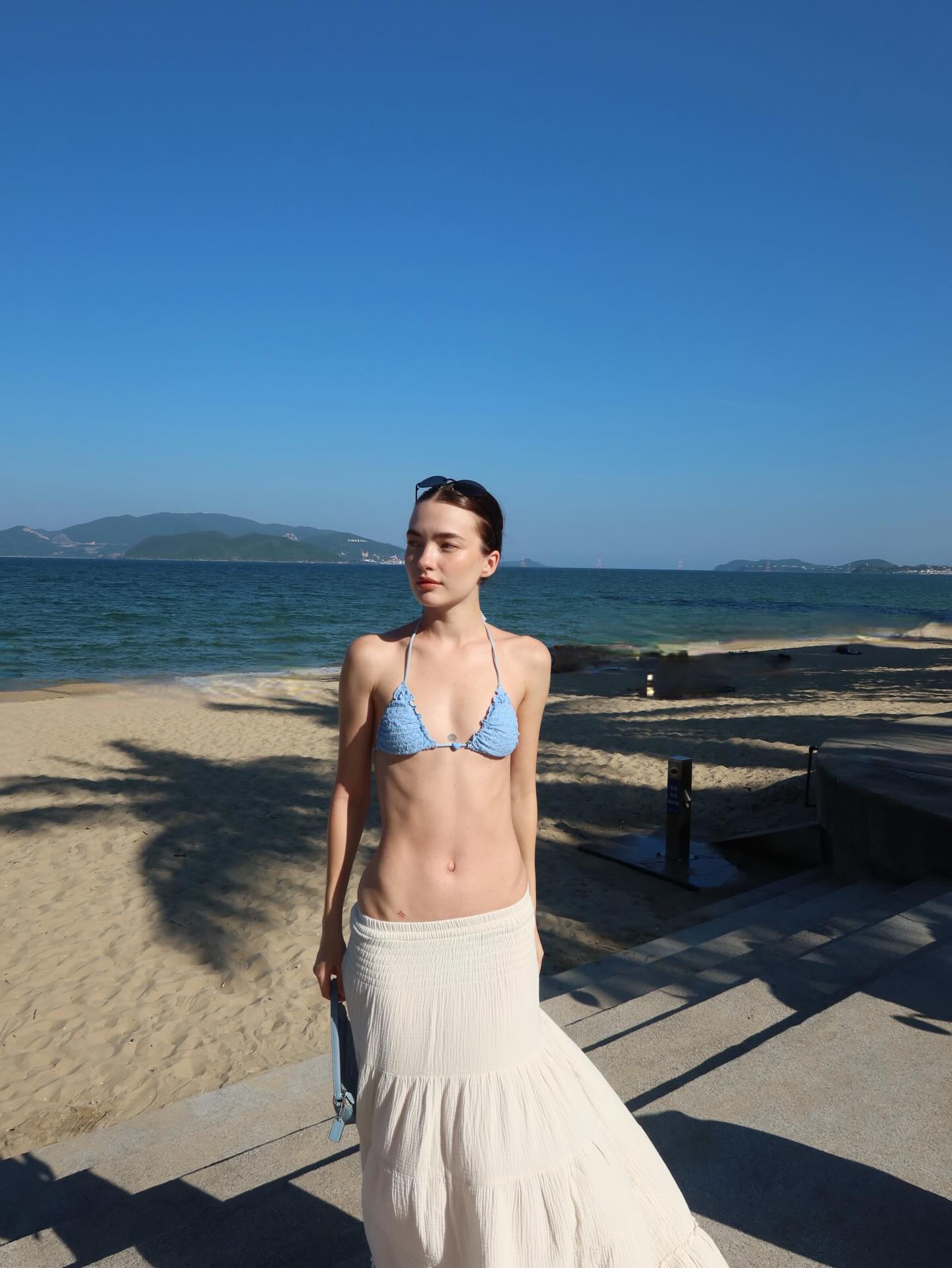 D&agrave;n tiếp vi&ecirc;n h&agrave;ng kh&ocirc;ng, mỹ nh&acirc;n quốc tế đổ bộ ở b&atilde;i biển, resort Ph&uacute; Quốc, Nha Trang- Ảnh 3.