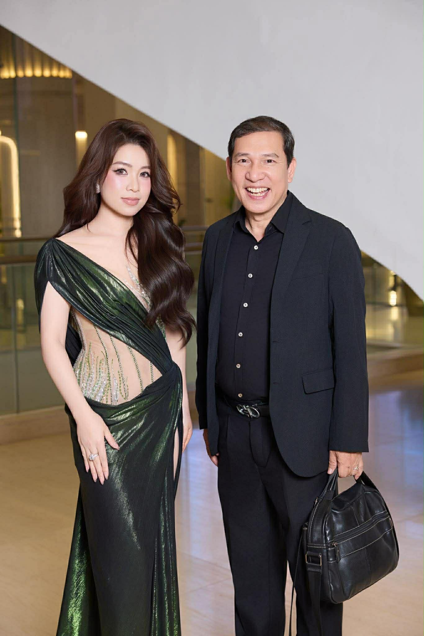 Ngồi ghế gi&aacute;m khảo, NTK Trinh Trinh n&oacute;i g&igrave; về t&acirc;n hoa hậu H&agrave; Linh?- Ảnh 6.