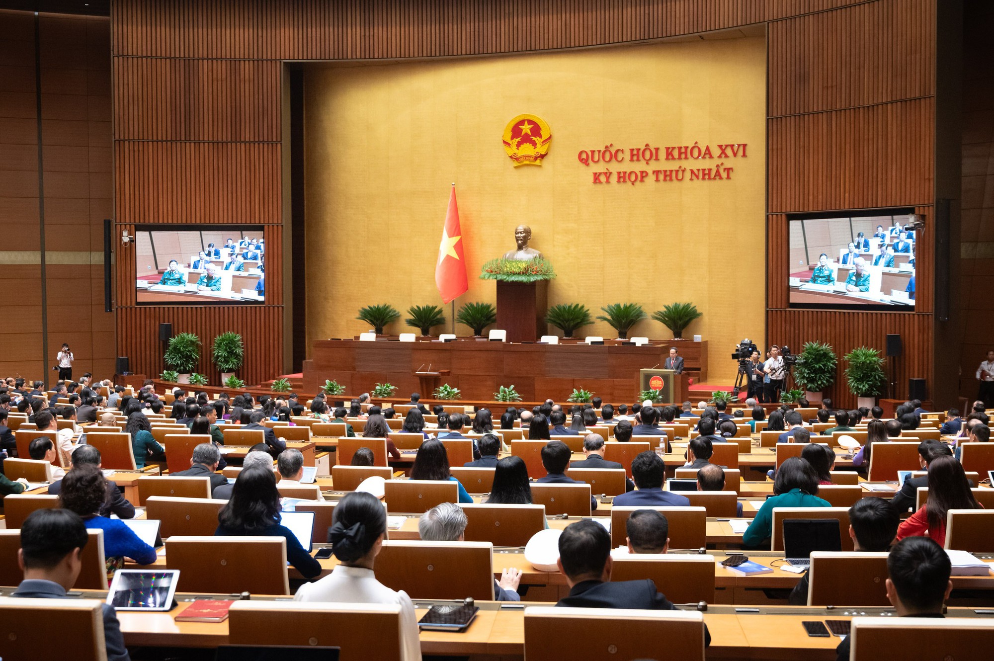 Quốc hội kh&oacute;a XVI bầu cử nh&acirc;n sự mới: Diễn biến quan trọng Chiều 6 - 4 - Ảnh 1.