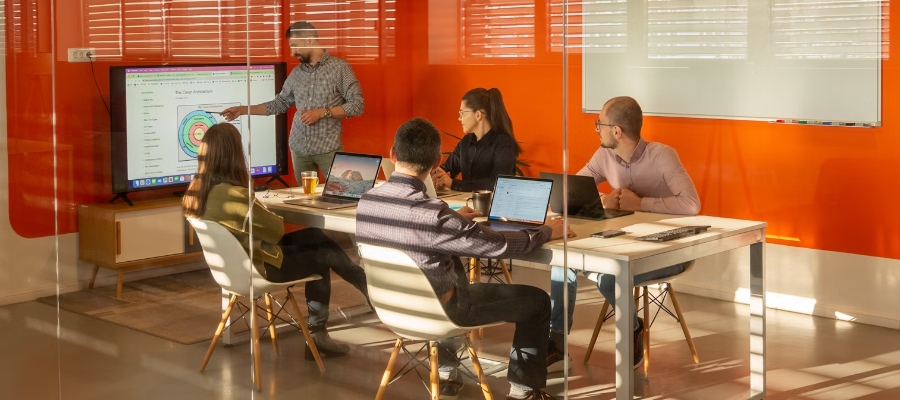 Ác mộng AI tại công sở Trung Quốc: Nhân viên tạo bản sao kỹ thuật số để tồn tại - Ảnh 1. Ác mộng AI tại công sở Trung Quốc: Nhân viên tạo bản sao kỹ thuật số để tồn tại - Ảnh 1.