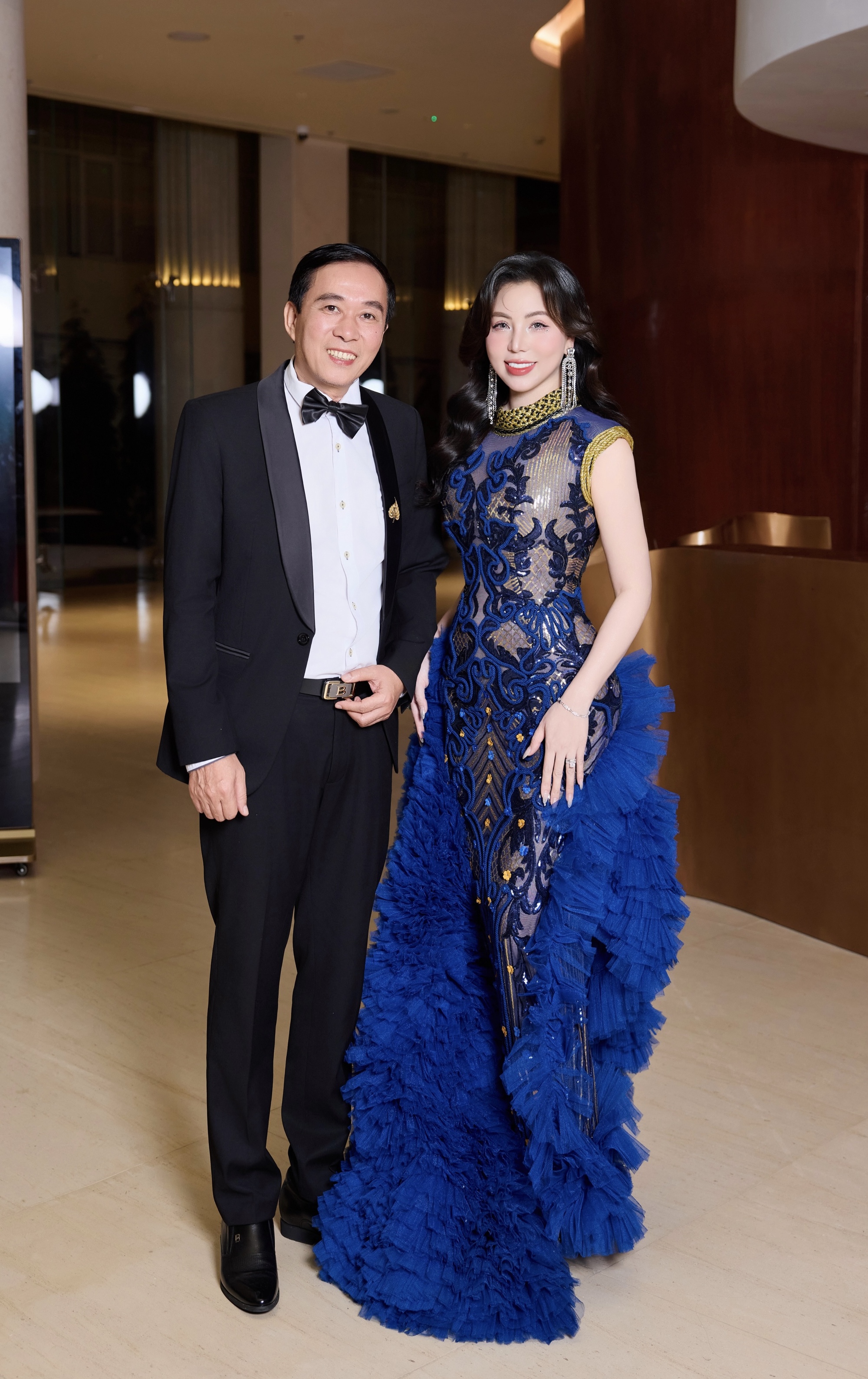 &Aacute; hậu Hương Kathy b&agrave;y tỏ sự ngưỡng mộ NSƯT Quang Thắng - Ảnh 7.