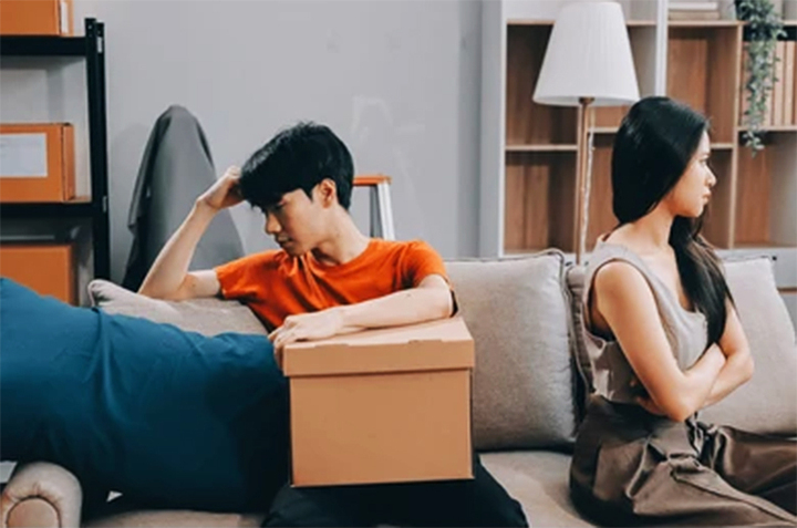 C&atilde;i nhau trong ng&agrave;y dọn về nh&agrave; mới c&oacute; phải xui xẻo kh&ocirc;ng? - Ảnh 1.