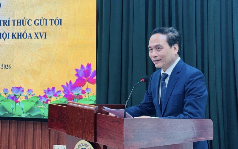 Đại biểu Quốc hội kh&oacute;a XVI viếng Chủ tịch Hồ Ch&iacute; Minh trước kỳ họp thứ nhất - Ảnh 13.