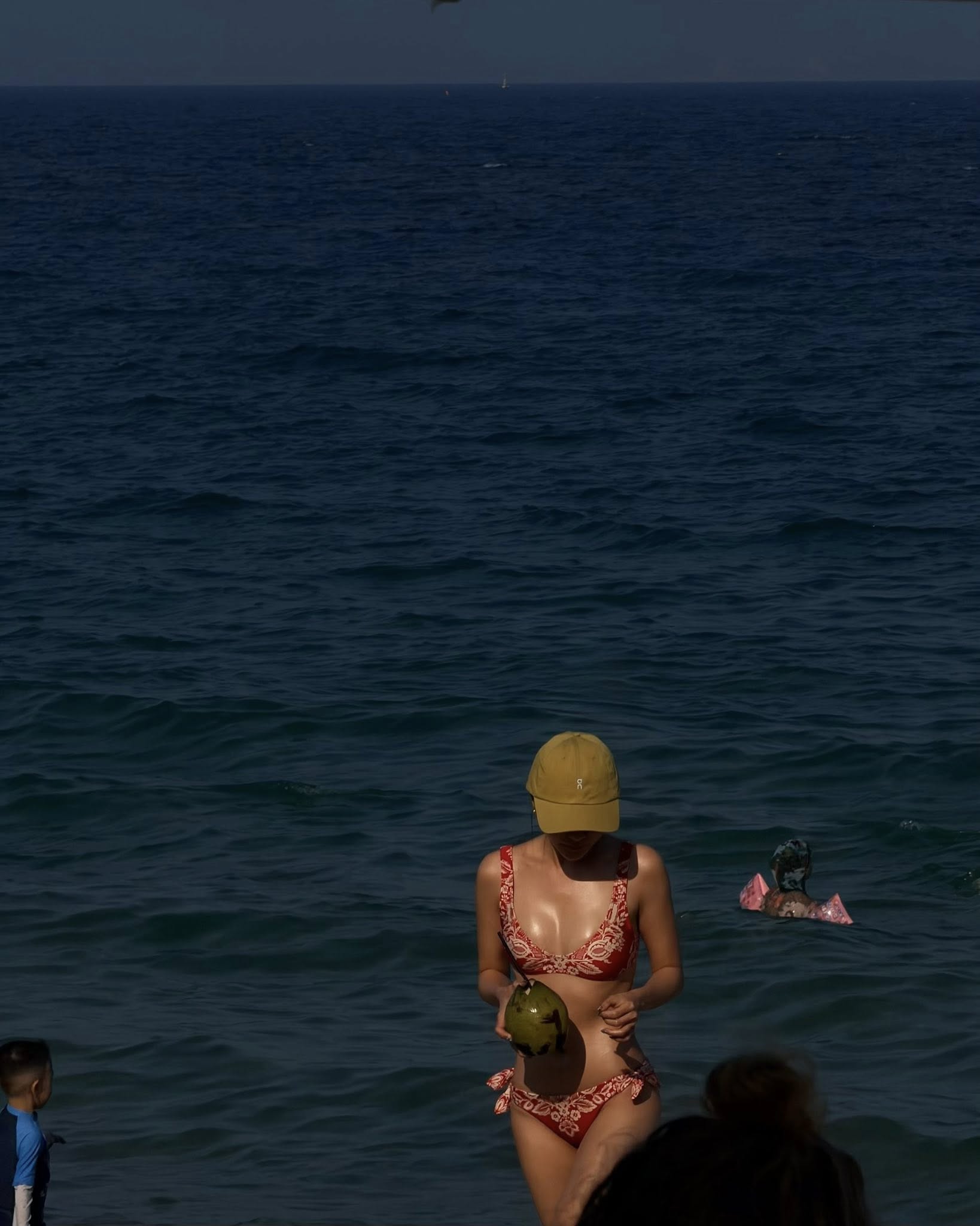 Văn Mai Hương diện bikini, khoe body gợi cảm - Ảnh 2. Văn Mai Hương diện bikini, khoe body gợi cảm - Ảnh 2.