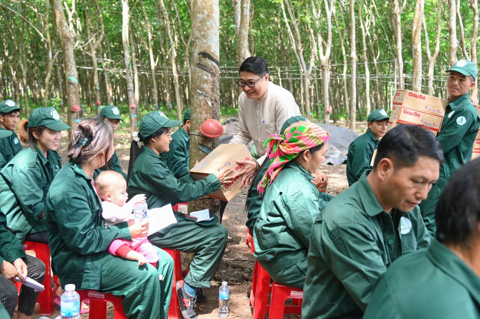 C&ocirc;ng đo&agrave;n Cao su Việt Nam v&agrave; vai tr&ograve; chăm lo người lao động năm 2026 - Ảnh 6.