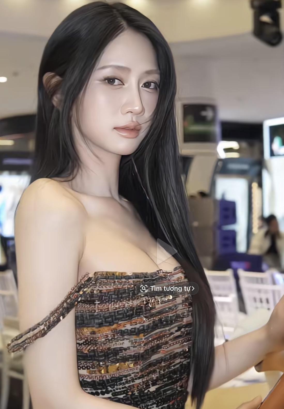 Qu&ecirc;n h&igrave;nh ảnh nổi loạn đi, L&ecirc; Bống ho&aacute; "ngọc nữ" truyền h&igrave;nh, xuất hiện thanh lịch, nhan sắc thăng hạng - Ảnh 5.