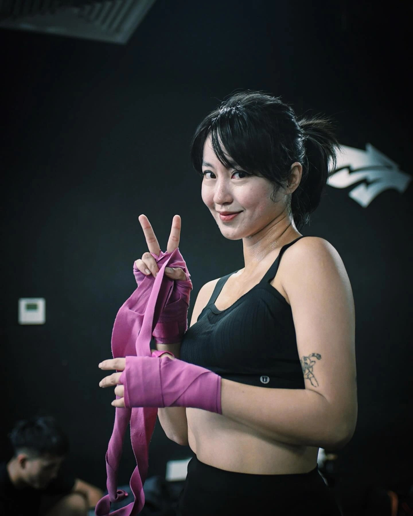 "Hot girl đời đầu" Mi V&acirc;n g&acirc;y bất ngờ bởi vẻ ngo&agrave;i trẻ trung v&agrave; cuốn h&uacute;t ở tuổi U40 - Ảnh 11.