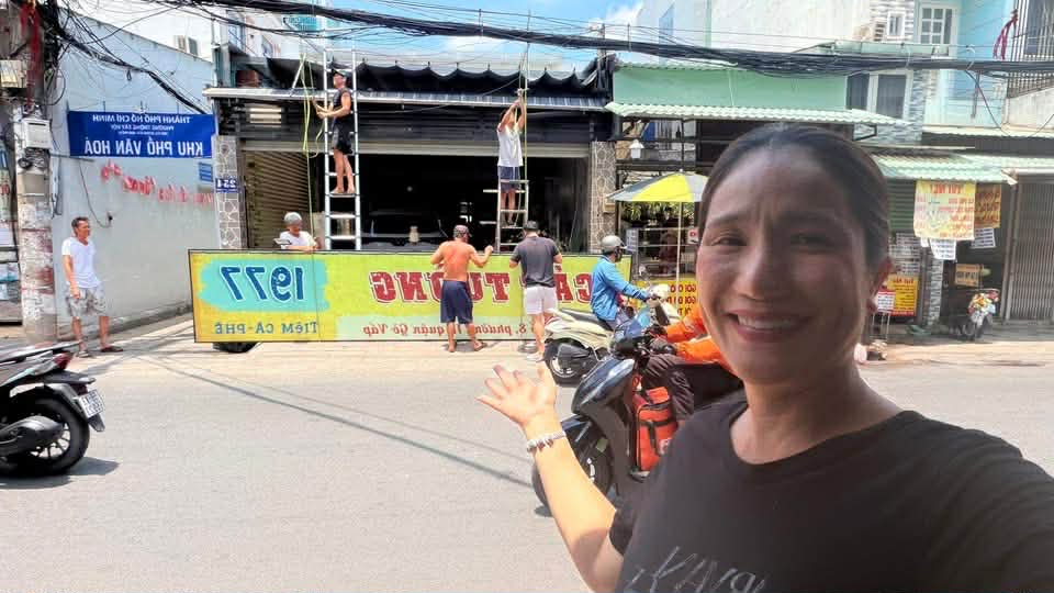Th&aacute;o dỡ biển qu&aacute;n c&agrave; ph&ecirc; 25 ngh&igrave;n một ly ở G&ograve; Vấp của nữ NSƯT nổi đ&igrave;nh đ&aacute;m miền Nam một thời - Ảnh 3.