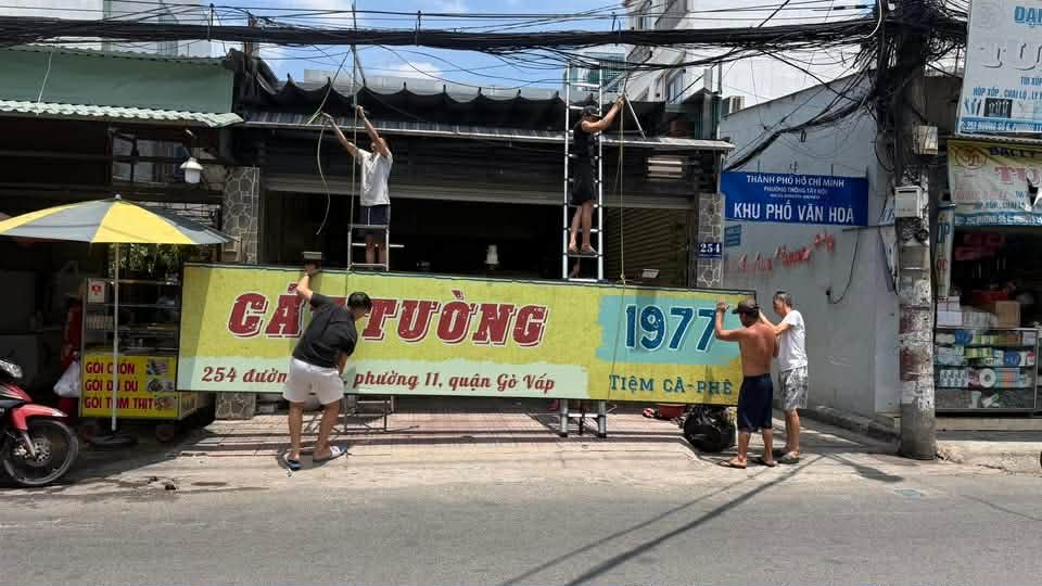 Th&aacute;o dỡ biển qu&aacute;n c&agrave; ph&ecirc; 25 ngh&igrave;n một ly ở G&ograve; Vấp của nữ NSƯT nổi đ&igrave;nh đ&aacute;m miền Nam một thời - Ảnh 2.