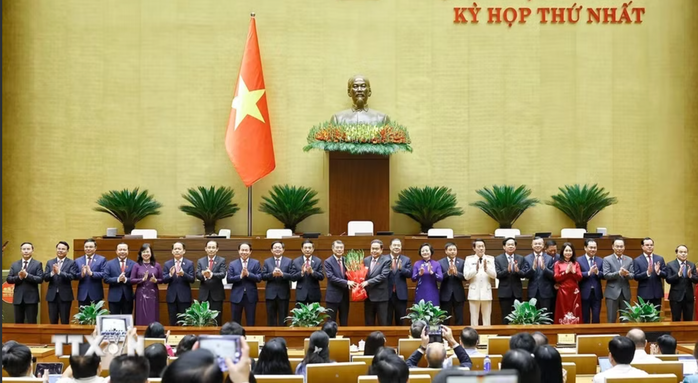 Ph&oacute; Thủ tướng Ch&iacute;nh phủ nhiệm kỳ 2026 - 2031: Danh s&aacute;ch v&agrave; th&ocirc;ng tin mới NhấtDanh s&aacute;ch c&aacute;c Ph&oacute; Thủ tướng v&agrave; Bộ trưởng , th&agrave;nh vi&ecirc;n ch&iacute;nh phủ - Ảnh 1.