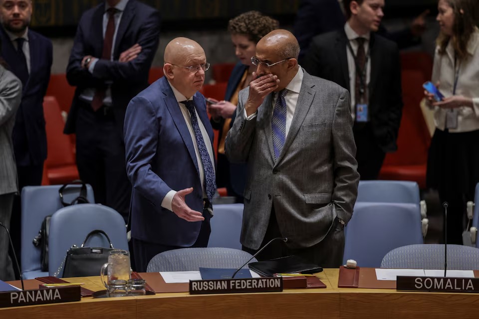 Ph&uacute;t ch&oacute;t trước bờ vực &ldquo;hủy diệt&rdquo;: Mỹ ngừng bắn 2 tuần; Nga - Trung c&ugrave;ng h&agrave;nh động - Ảnh 4.