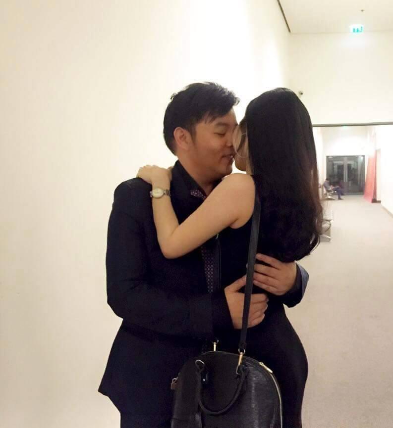 Nam ca sĩ Việt 47 tuổi một đời vợ, c&oacute; nh&agrave; từ Mỹ tới Việt Nam, lộ số dư 31 tỷ mở l&ograve;ng: "Inbox nh&eacute;" - Ảnh 5.