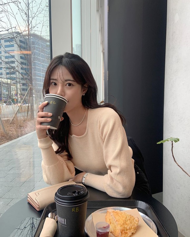 C&oacute; tiền th&igrave; mua v&agrave;ng ngay hay chờ th&ecirc;m? Hai lựa chọn quen thuộc nhưng &iacute;t ai hiểu r&otilde; rủi ro- Ảnh 3.