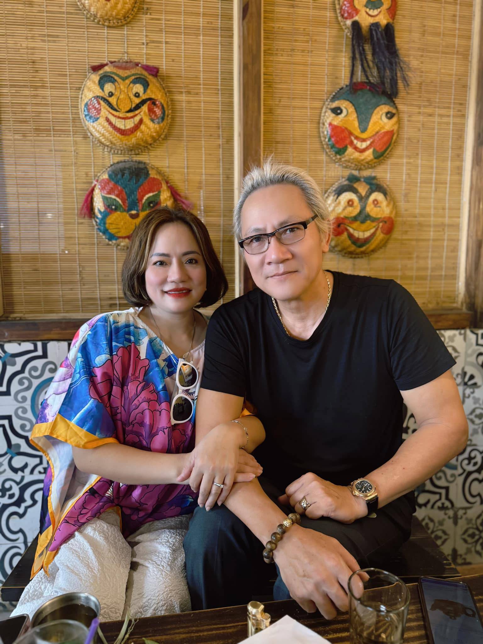 Cuộc sống vợ chồng của nam nghệ sĩ Việt nổi đ&igrave;nh đ&aacute;m từng xin nghỉ đ&oacute;ng phim 3 ng&agrave;y về qu&ecirc; cưới vợ - Ảnh 1.