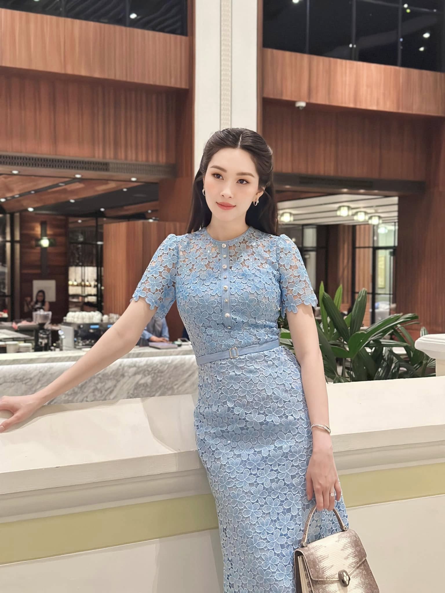 Nhan sắc của Hoa hậu Việt mệnh danh "thần ti&ecirc;n tỷ tỷ" thay đổi ra sao? - Ảnh 8.