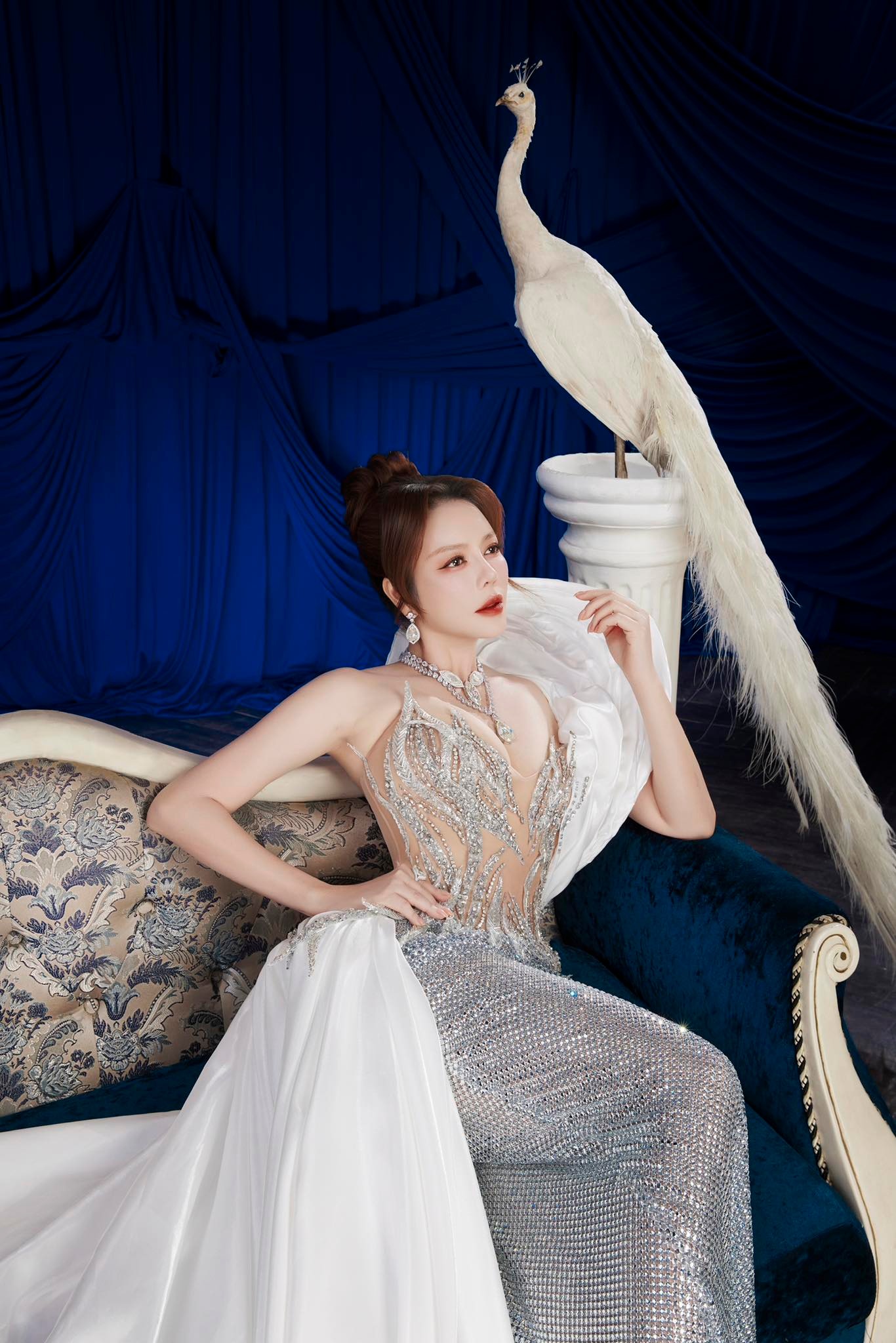 Cuộc sống của nữ nghệ sĩ Việt sở hữu 5 k&eacute;t kim cương, &ldquo;cung điện&rdquo; xa hoa - Ảnh 5.