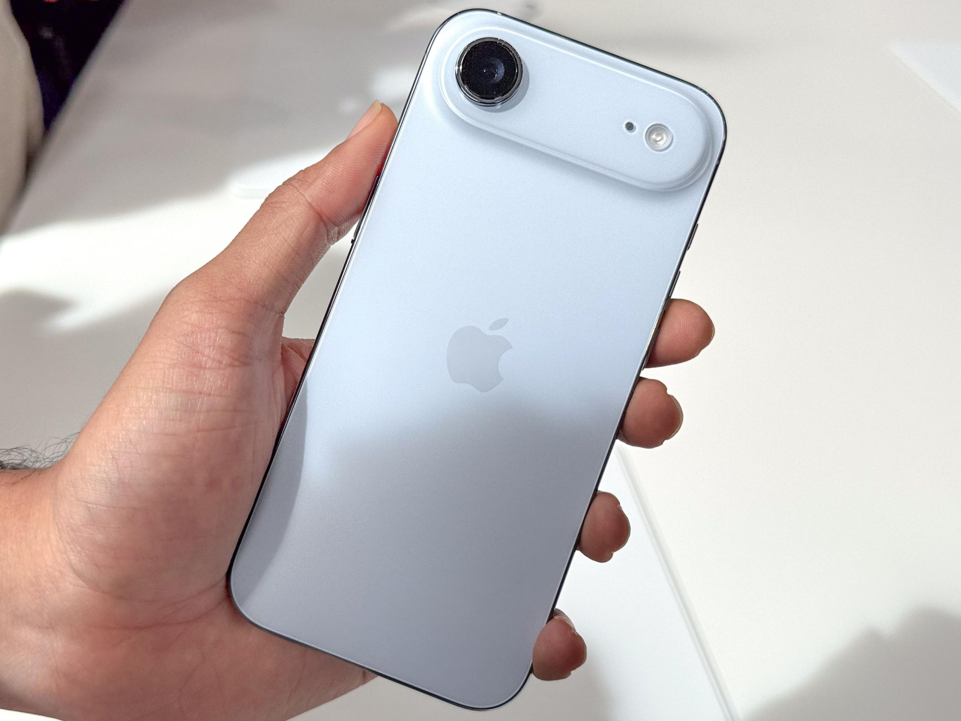 Sự thật về iPhone Air 2 năm 2026: Những nâng cấp đáng chú ý và mong đợi - Ảnh 2.