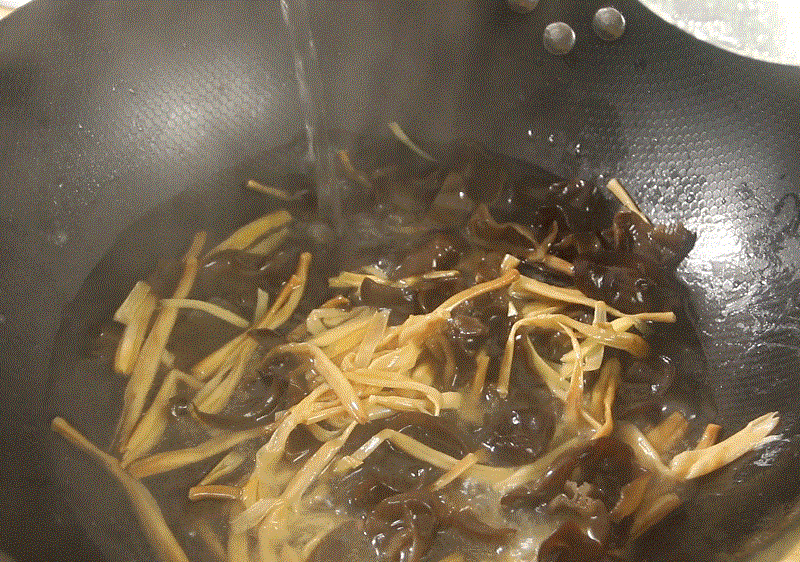 Thấy loại hoa này mua ngay để nấu 3 món ăn vừa ngon lại giúp thanh nhiệt, giải độc, lưu thông khí gan... 38 canh dau phu hoa hien 4 1775665333034468073632 1775717665189 1775717665457498130709