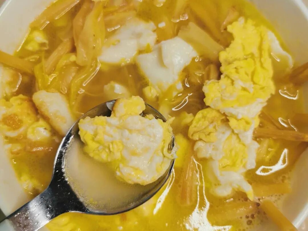 Thấy loại hoa này mua ngay để nấu 3 món ăn vừa ngon lại giúp thanh nhiệt, giải độc, lưu thông khí gan... 32 canh hoa hien nau trung 1 17756642255531762508006 1775717659805 1775717659987621713030