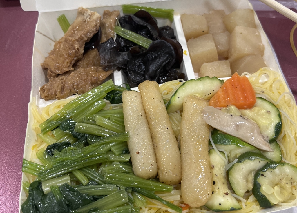 Kiêng thịt, chỉ ăn chay nhưng bất ngờ phát hiện ung thư đại tràng ở tuổi 27: "Thủ phạm" là 3 thực phẩm - Ảnh 1. Kiêng thịt, chỉ ăn chay nhưng bất ngờ phát hiện ung thư đại tràng ở tuổi 27: "Thủ phạm" là 3 thực phẩm - Ảnh 1.