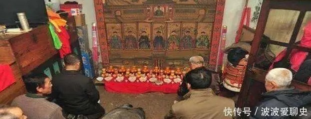 Nhà Thanh sụp đổ, 800 thành viên hoàng tộc bỗng 