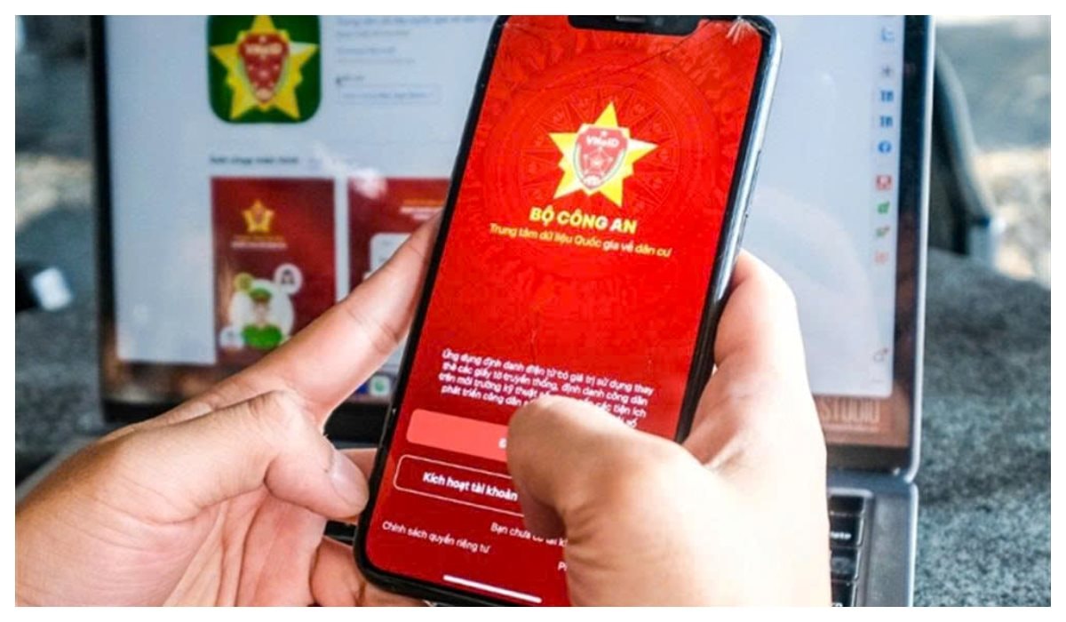 C&ocirc;ng an Hải Ph&ograve;ng cảnh b&aacute;o lừa đảo VNeID , người d&acirc;n cần biết để bảo vệ t&agrave;i sản - Ảnh 1.