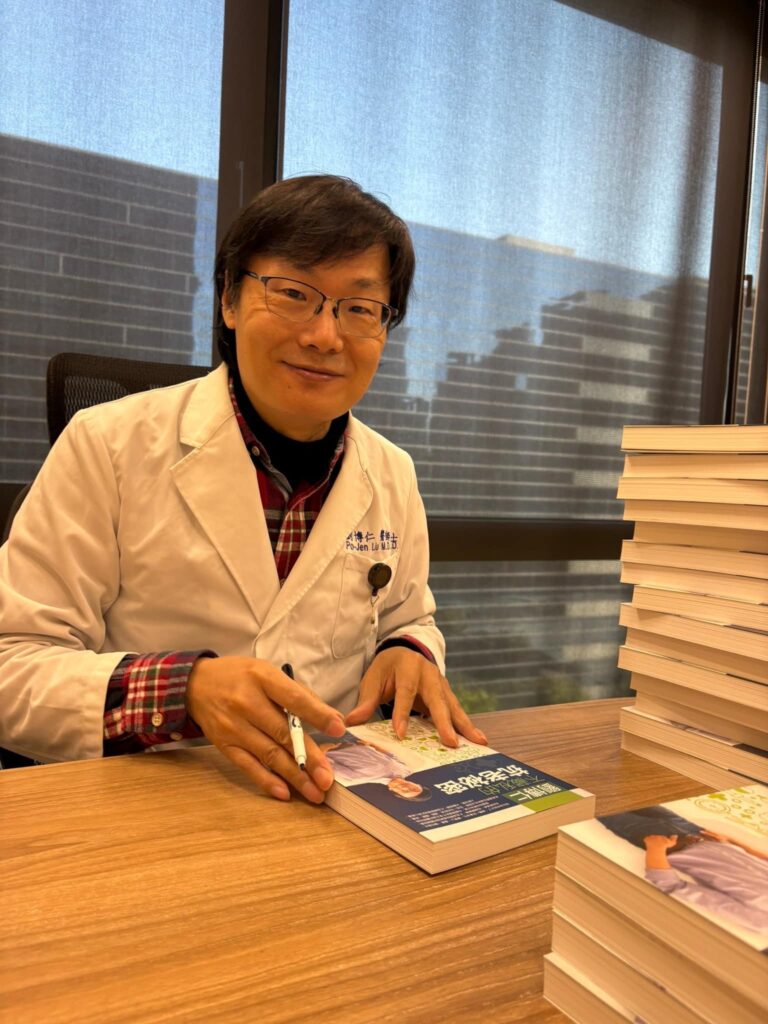 Uống 3 thứ n&agrave;y trước khi ăn s&aacute;ng, cơ thể sẽ "cảm ơn" rất nhiều: Trẻ l&acirc;u hơn, tr&aacute;nh xa ung thư - Ảnh 1.