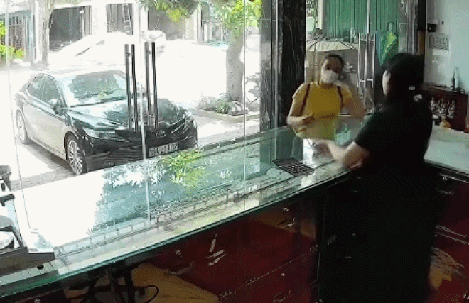 Danh t&iacute;nh người phụ nữ cướp tiệm v&agrave;ng ở H&agrave; Tĩnh rồi bỏ trốn, bị bắt ngay trong ng&agrave;y - Ảnh 3.