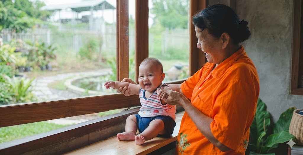 B&agrave; nội bảo "để b&agrave; tr&ocirc;ng", b&agrave; ngoại cũng bảo "để b&agrave; tr&ocirc;ng": Con t&ocirc;i c&oacute; hai b&agrave; tranh nhau nghe c&oacute; vẻ sướng nhưng kh&ocirc;ng phải vậy  - Ảnh 1.