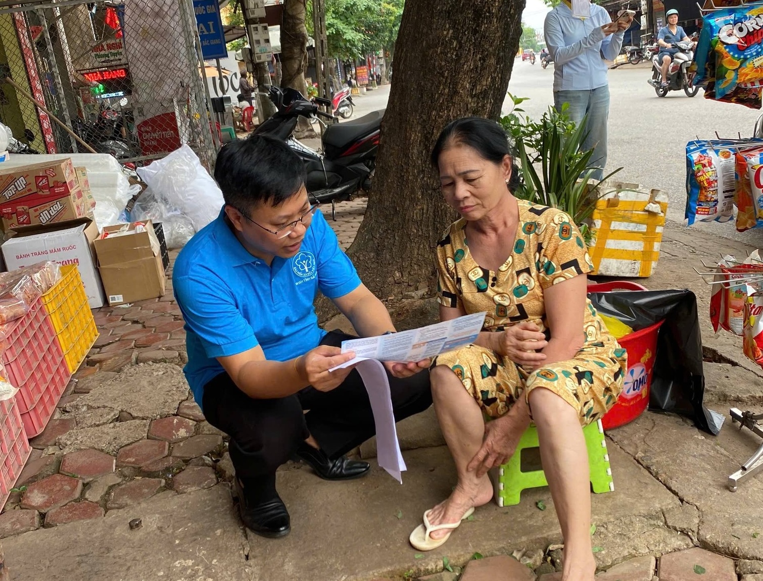 Lao động nam đầu tiên ở Bắc Ninh được hưởng trợ cấp thai sản khi vợ sinh con - Ảnh 2.