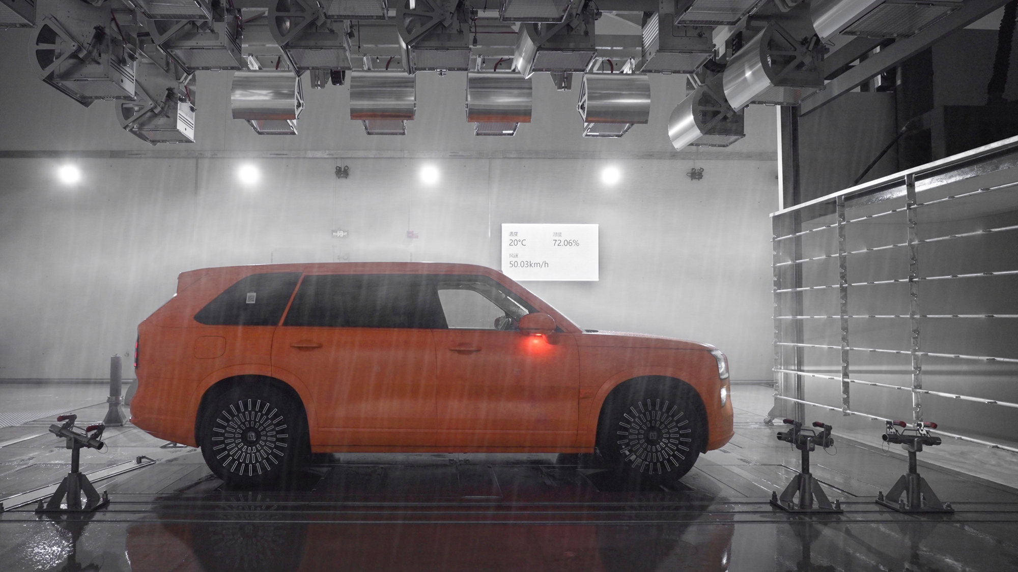 'Hậu trường' trung tâm an toàn lớn nhất thế giới: Thử nghiệm khắc nghiệt hơn cả Euro NCAP, 5 kỷ lục Guinness, đầu tư gần 8.000 tỷ đồng- Ảnh 3.