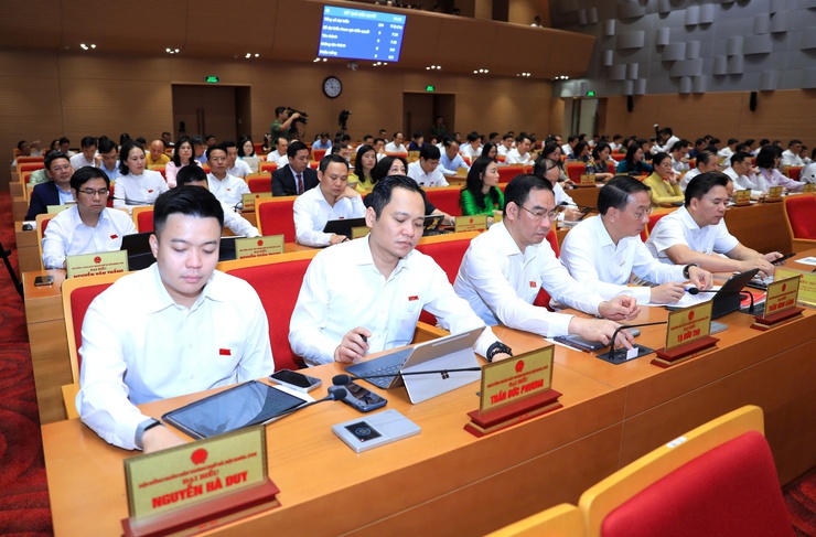 Từ ngày 11/5, CSGT và một số lực lượng Công an Hà Nội sẽ được hỗ trợ thêm 5 triệu đồng/tháng - Ảnh 1.