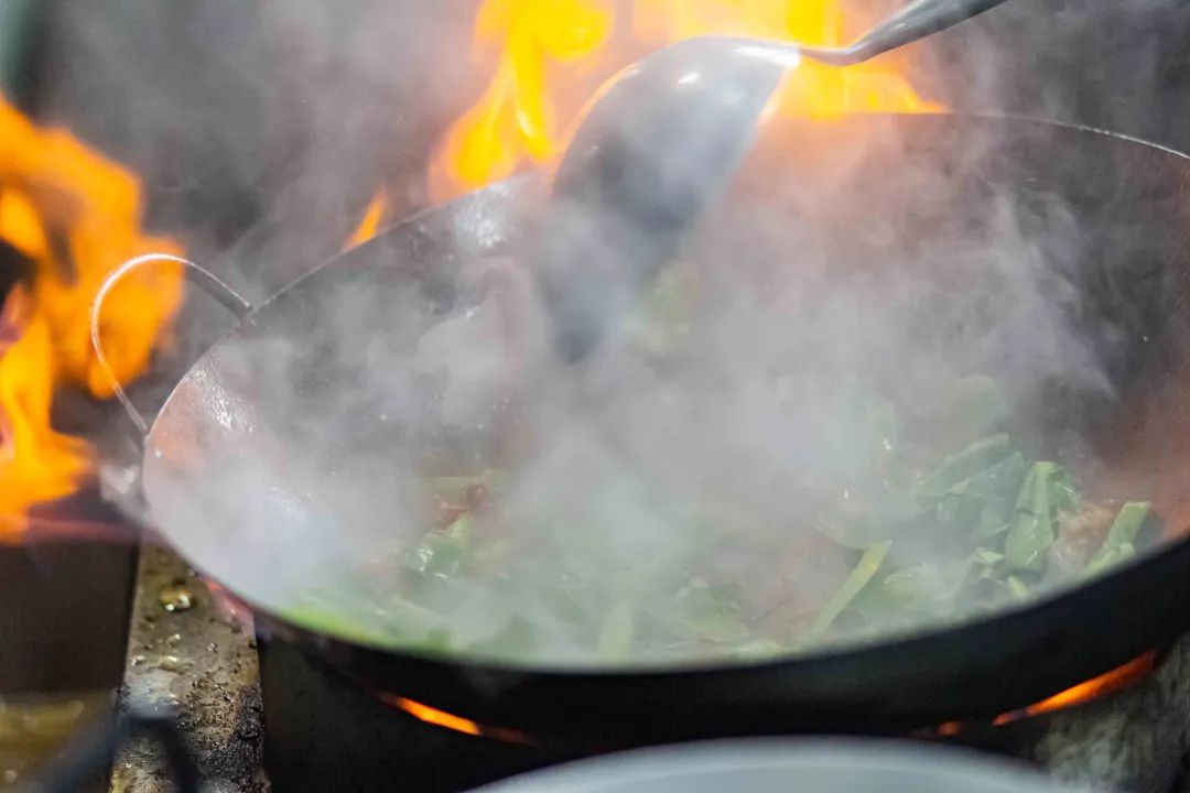 Phổi KHÔNG SỢ kích thích từ hành, tỏi hay bột ớt, đây mới thật sự là 6 