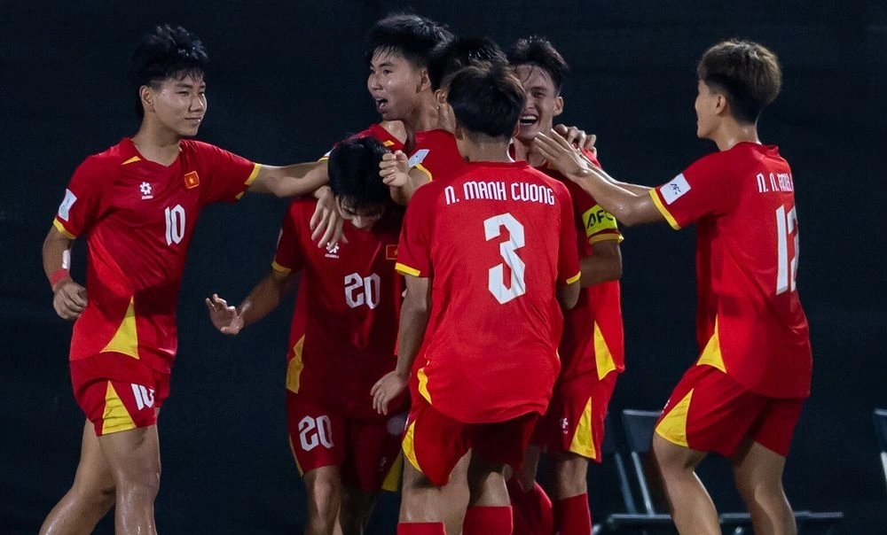 [DIỄN BIẾN] U17 Việt Nam 0-0 U17 UAE: Chờ v&eacute; World Cup lịch sử (00h00) - Ảnh 3.