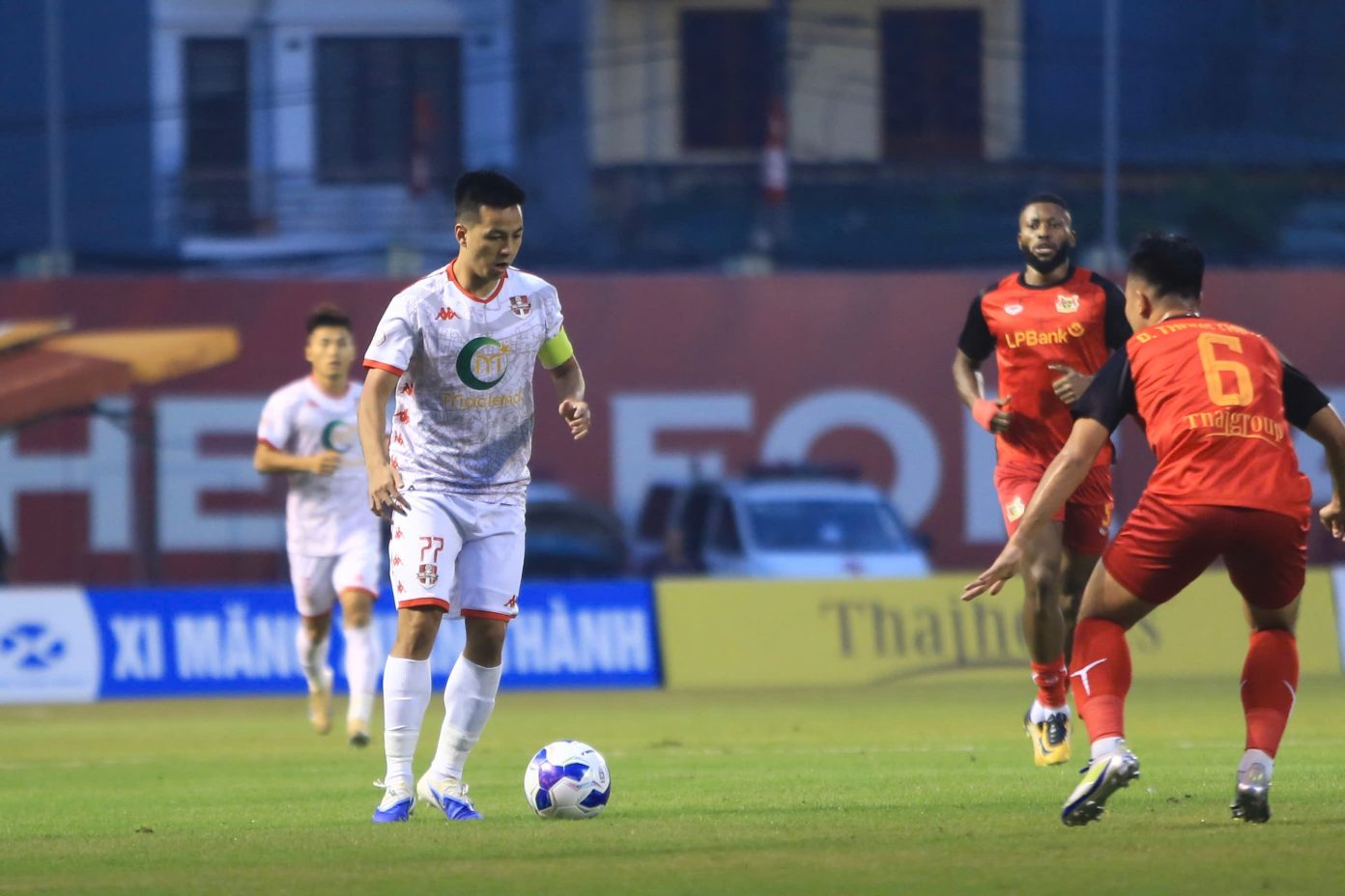 V&igrave; sao CLB Thanh H&oacute;a v&agrave; Hải Ph&ograve;ng kh&ocirc;ng được cấp ph&eacute;p tham dự giải đấu của AFC? - Ảnh 1.