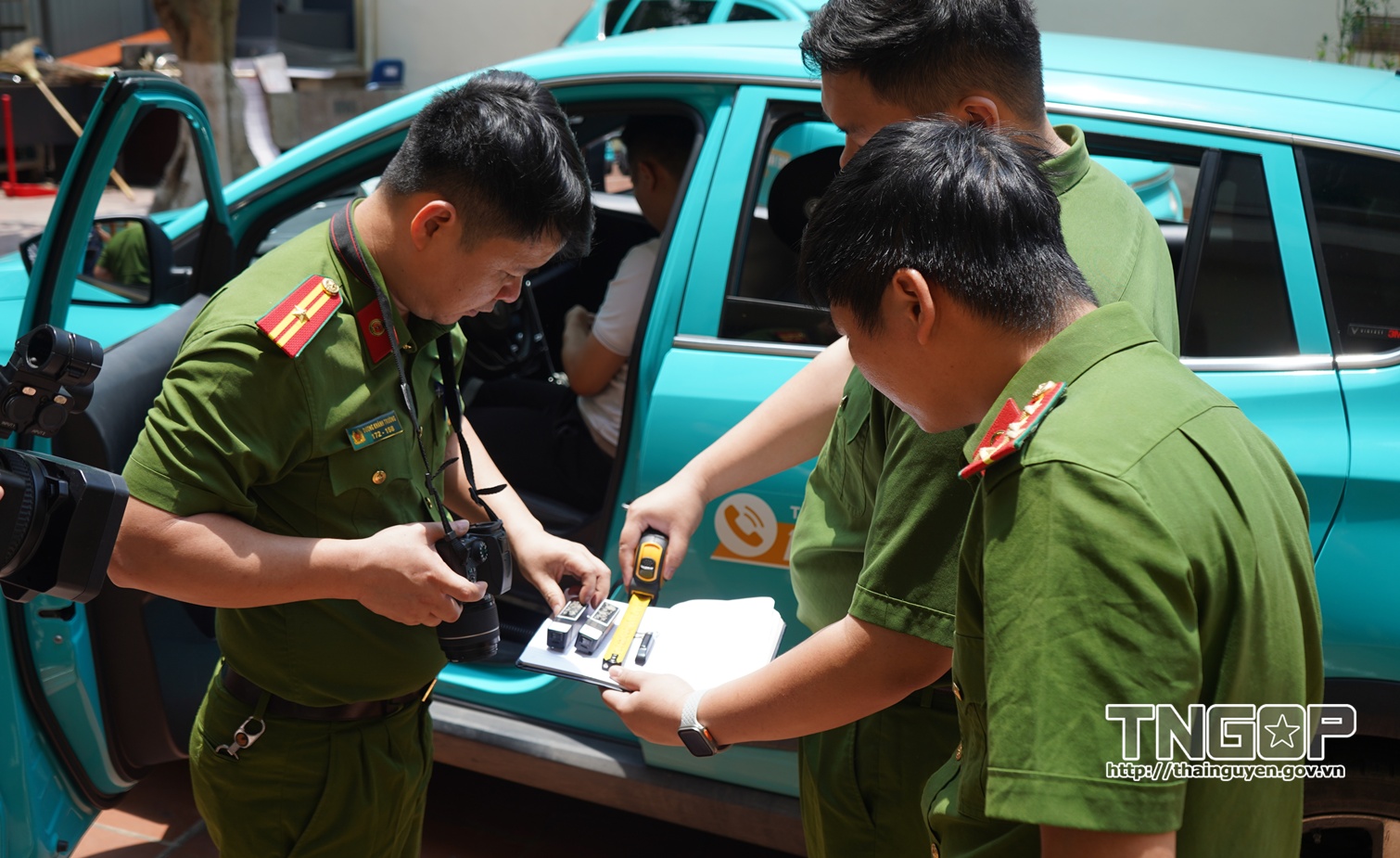 Tỷ ph&uacute; Phạm Nhật Vượng bị chiếm đoạt tiền - Ảnh 3.