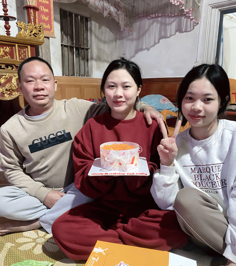 Con g&aacute;i 22 tuổi đi hỏi vợ cho bố ở Th&aacute;i Nguy&ecirc;n: L&yacute; do cả nh&agrave; th&uacute;c giục bố cưới gấp  - Ảnh 3.