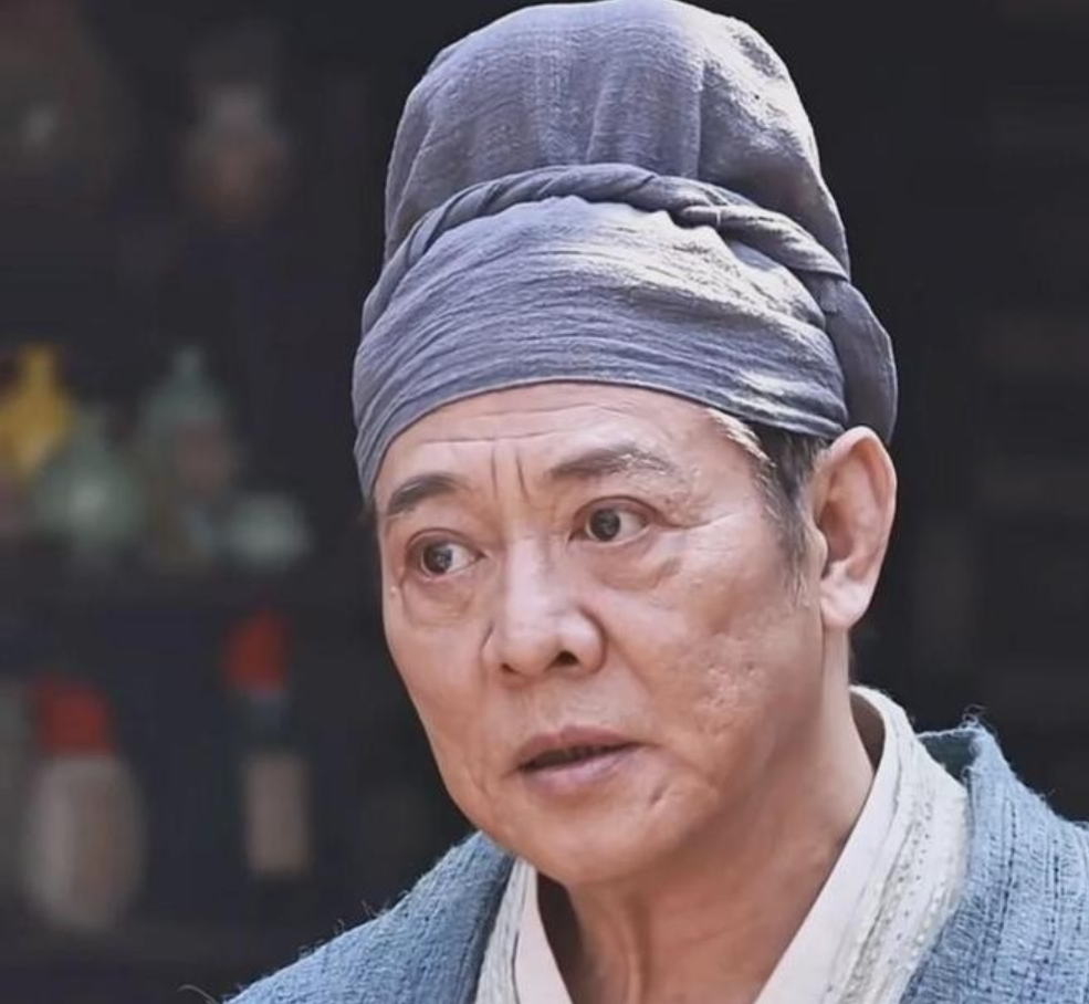 "Ng&ocirc;i sao v&otilde; thuật" L&yacute; Li&ecirc;n Kiệt sợ h&atilde;i gương mặt bị biến dạng - Ảnh 3.