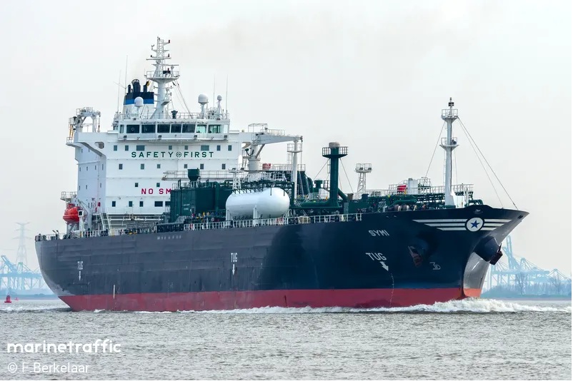 Chiến sự Trung Đông ngày 14-5: 2 tàu mang cờ Marshall - Việt Nam vượt Hormuz, 1 tàu Ấn Độ bị tấn công - Ảnh 1.