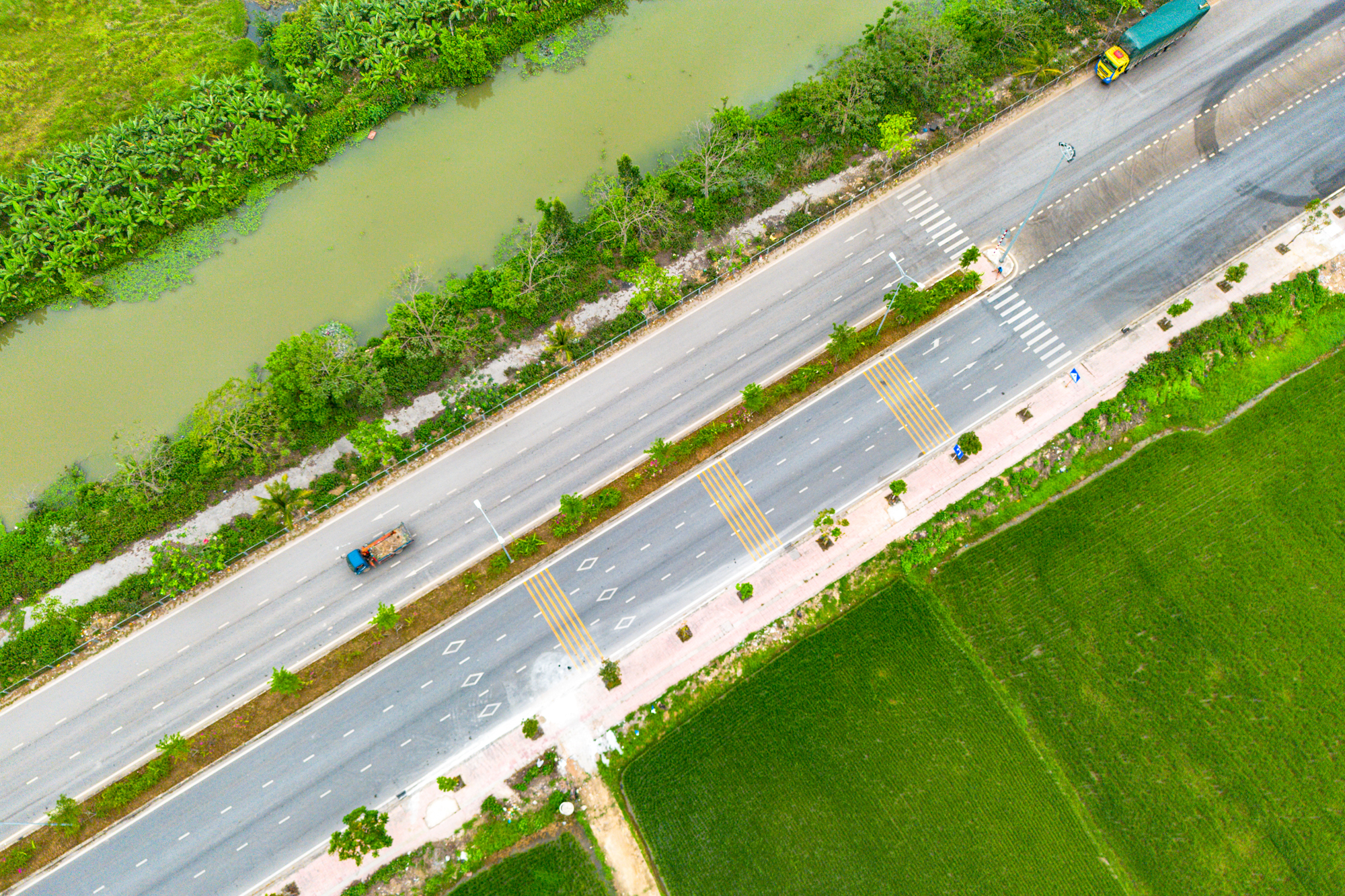 To&agrave;n cảnh khu đ&ocirc; thị hơn 23.000 tỷ của Vinhomes, nằm giữa trung t&acirc;m c&ocirc;ng nghiệp v&agrave; cảng biển tỷ đ&ocirc; - Ảnh 3.