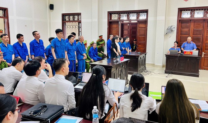 B&ugrave;i Đ&igrave;nh Kh&aacute;nh v&agrave; đồng phạm bị tuy&ecirc;n &aacute;n tử h&igrave;nh trong vụ &aacute;n ma t&uacute;y 2026 - Ảnh 1.