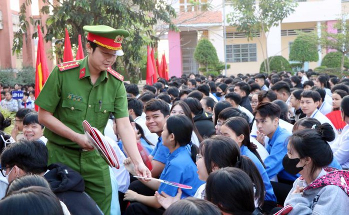 Khi "y&ecirc;u r&acirc;u xanh" ẩn m&igrave;nh ngay trong nh&agrave; - Ảnh 2.