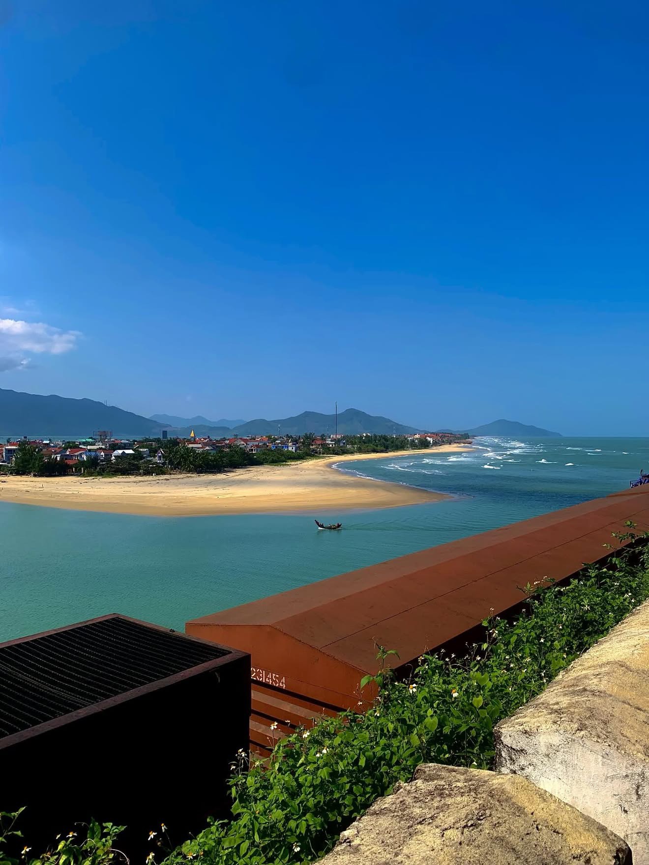 Chuyến t&agrave;u 180.000 của Việt Nam đứng đầu thế giới - Ảnh 2.