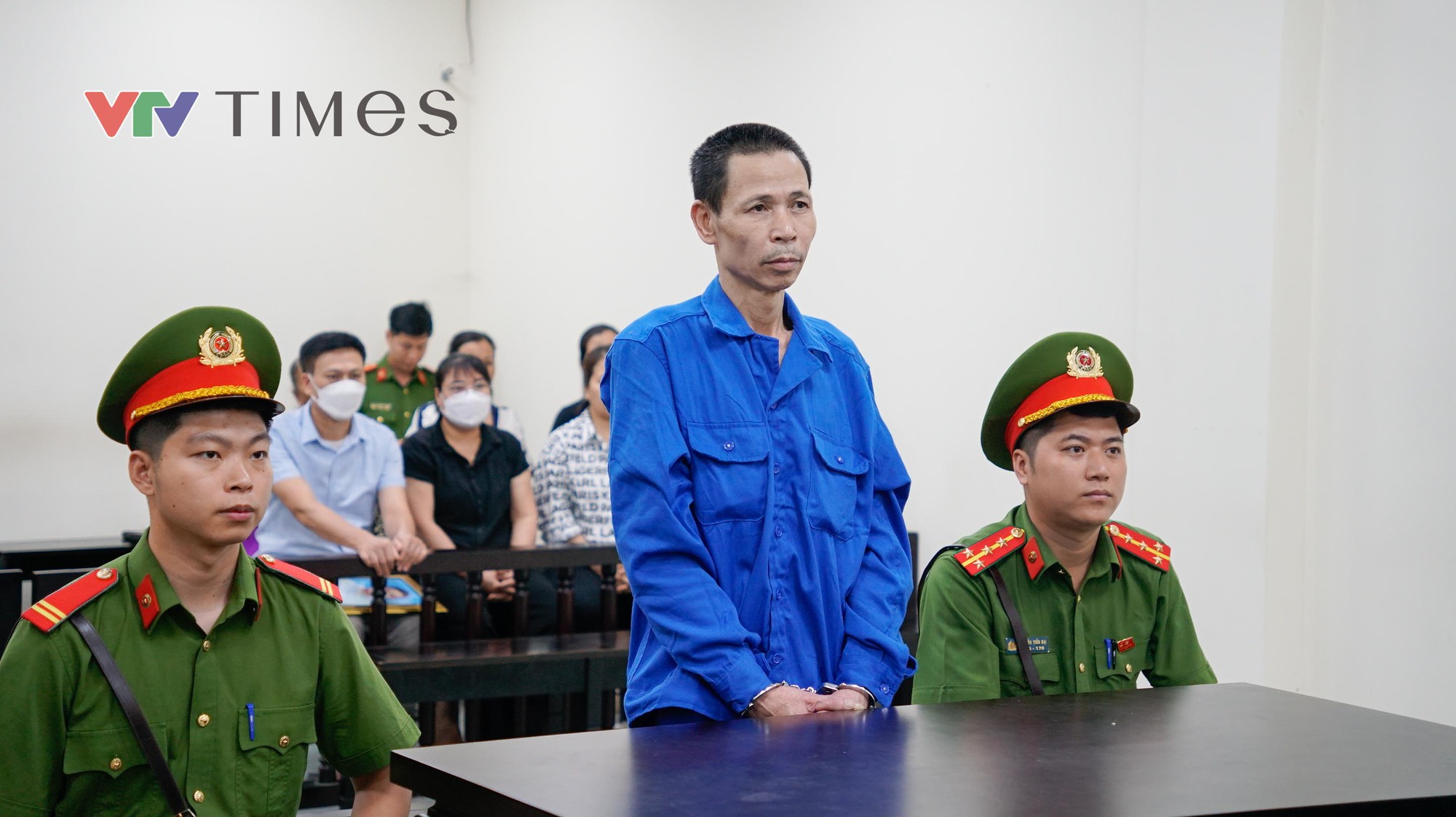 Tuy&ecirc;n &aacute;n tử h&igrave;nh kẻ ph&oacute;ng hỏa qu&aacute;n c&agrave; ph&ecirc; ở H&agrave; Nội g&acirc;y chết 11 người - Ảnh 3.