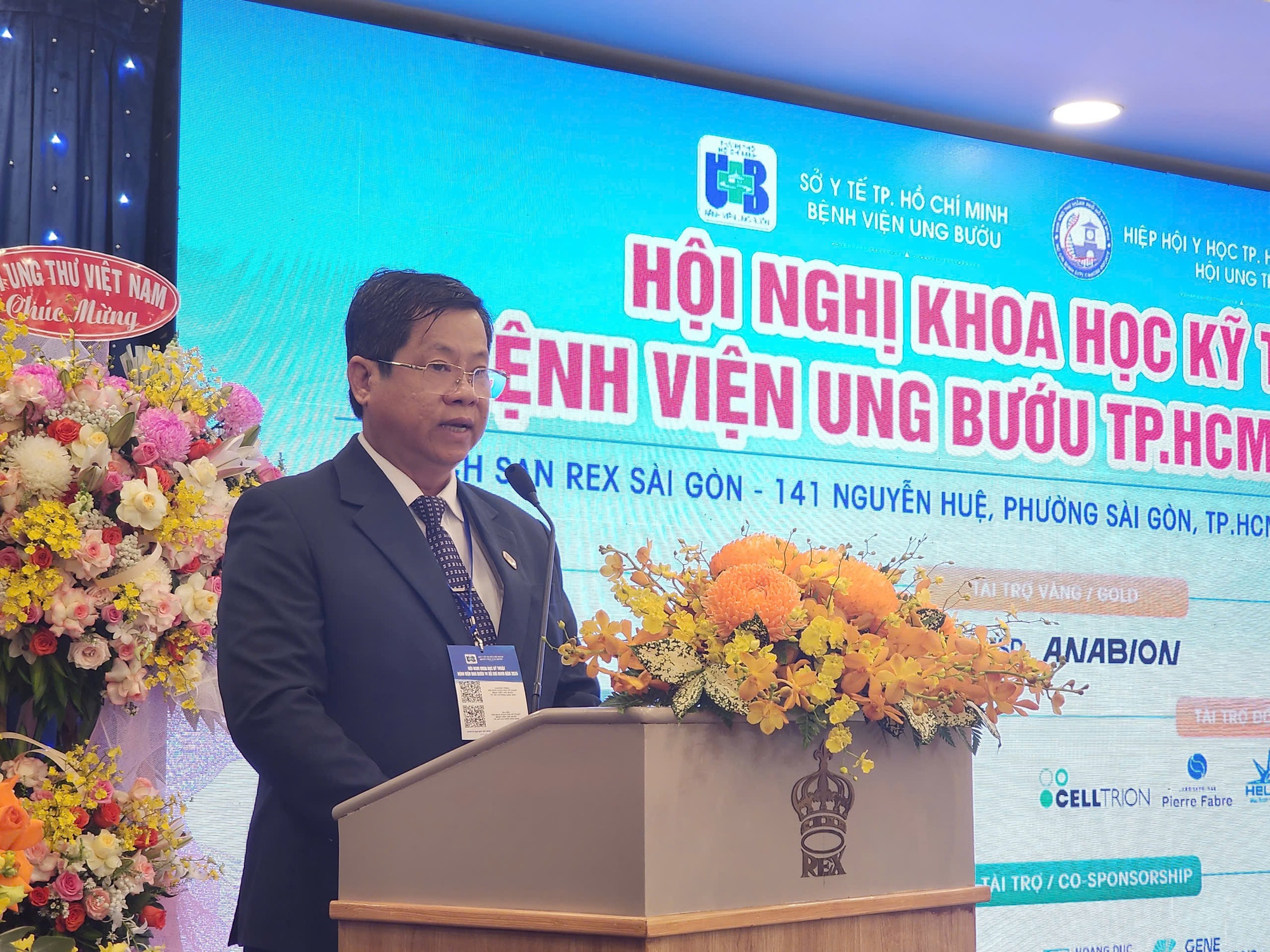 Gi&aacute;m đốc Bệnh viện Ung bướu TPHCM l&yacute; giải v&igrave; sao tỉ lệ tử vong do ung thư c&ograve;n cao? - Ảnh 1.