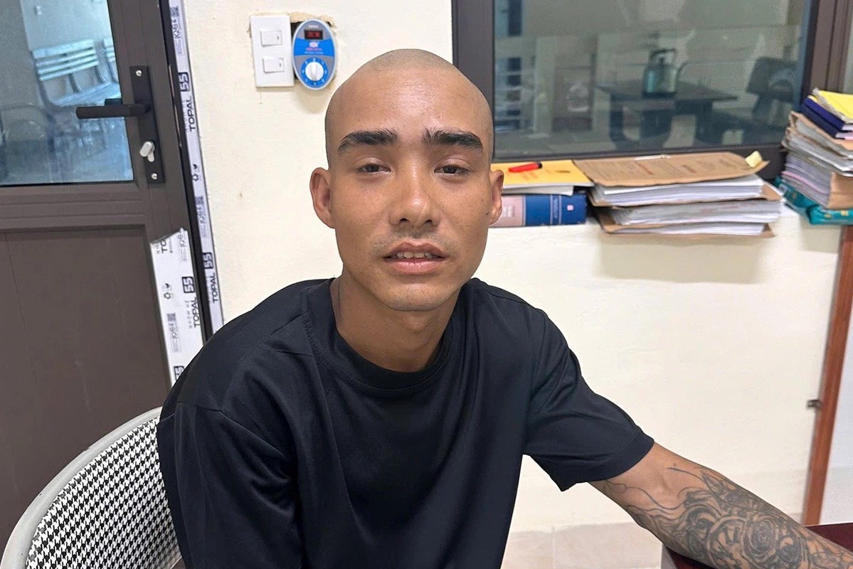 Danh tính người đàn ông livestream dọa đánh mẹ, chửi bới - Ảnh 2.