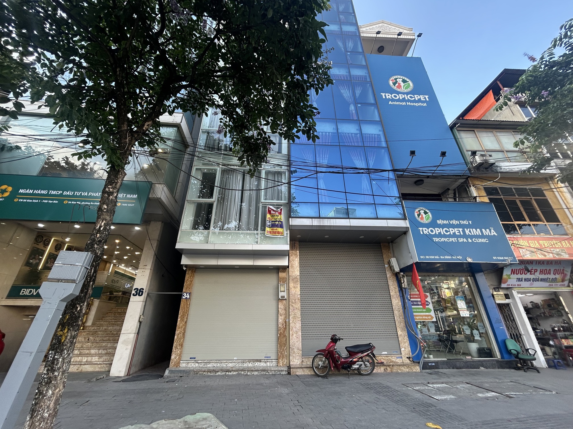Mặt bằng cho thu&ecirc; tại H&agrave; Nội đang ế , thị trường bất động sản 2026 gặp kh&oacute; khăn - Ảnh 1.