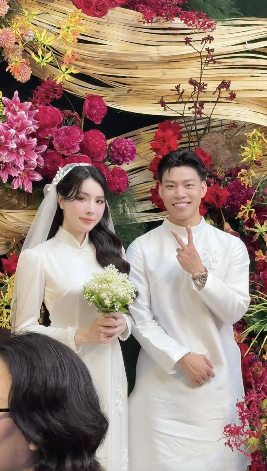 Cập nhật loạt ảnh/clip n&eacute;t căng mới nhất trong đ&aacute;m cưới tiểu thư Trần B&iacute;ch Hạnh v&agrave; Văn Thanh h&ocirc;m nay! - Ảnh 6.