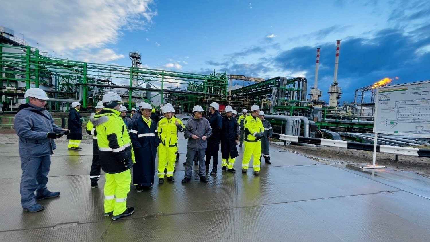 &ldquo;Mỏ v&agrave;ng&rdquo; của Petrovietnam tại nơi băng gi&aacute; &acirc;m 50 độ C, 28 người Việt mang về h&agrave;ng trăm triệu USD mỗi năm - Ảnh 2.